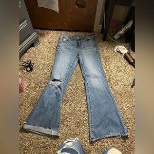 Flared American eagle jeans!